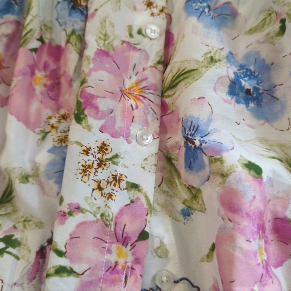 Land Of The Free Ladies Blue and Floral Maxi Dress Medium - Picture 7 of 7